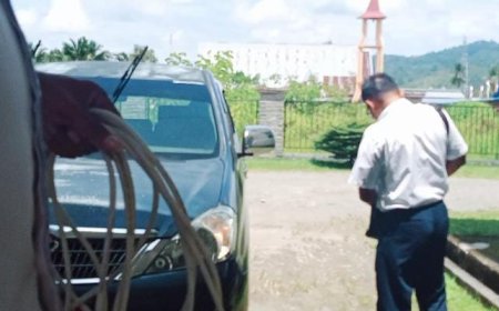 Kepala dinas kesehatan kabupaten seram bagian barat, Dr, Yohanes tapang, hindari Wartawan