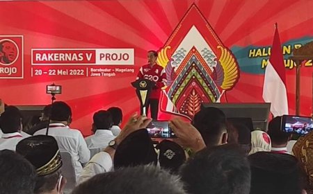 Joko Widodo Ajak Relawan Projo Tetap Bersabar dan Tak Tergesa-gesa Dalam Menentukan Arah Dukungan Politik 2024 Mendatang