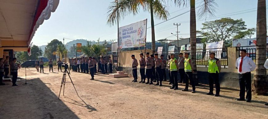 Kapolres Kolaka Timur Pimpin Upacara Peringatan Hari Olahraga Nasional Ke-40