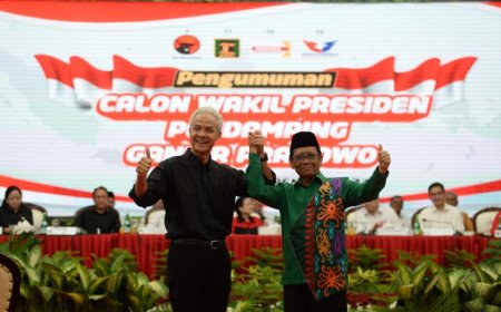 Ganjar Pranowo dan Mahfud Md Resmi Daftar Sebagai Pasangan Calon Presiden dan Wakil Presiden ke KPU RI
