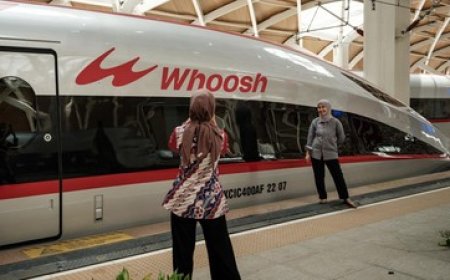Whoosh Goes Viral: Bagaimana Media Sosial Mempengaruhi Popularitasnya?