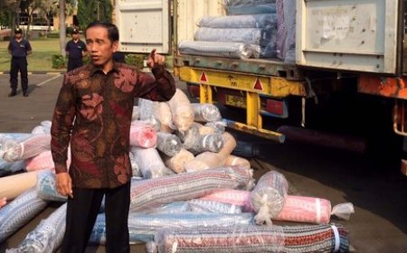 Aksi Tegas Pemerintah: Barang Impor Ilegal Senilai Rp49 Miliar Dibakar Demi Masa Depan Ekonomi Dalam Negeri