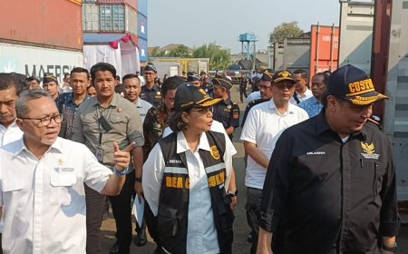 Pemerintah Indonesia Musnahkan Barang Impor Ilegal Senilai Hampir Rp50 Miliar: Langkah Gencar Melindungi Industri Dalam Negeri