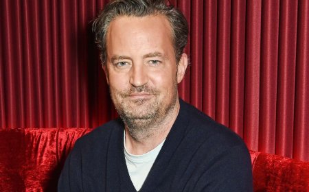 Bintang 'Friends', Matthew Perry, Meninggal Dunia: Memori dan Perjuangan di Balik Sorotan Terang Hollywood