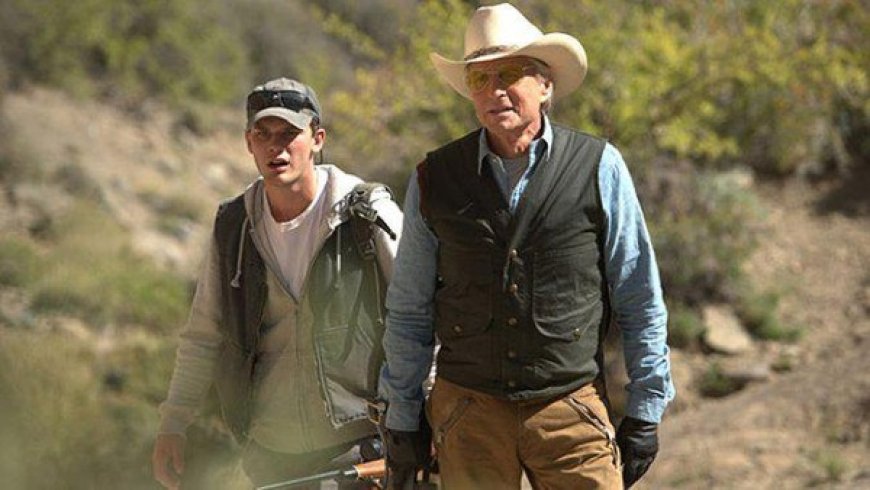 Michael Douglas dalam Peran Misterius: Tinjauan Karakter dalam Beyond The Reach