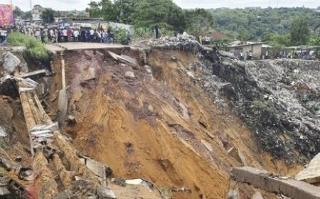 Longsor Tebing 25 Meter Timpa Rumah Warga di Bogor: Warga Selamat Meski Rumah Hancur