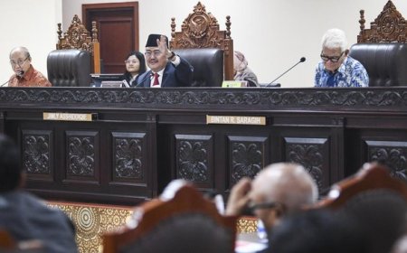MKMK Putuskan Sanksi Etik untuk 9 Hakim Konstitusi