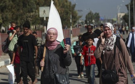 Puluhan Ribu Warga Palestina Mengungsi dari Gaza dalam Perang Melawan Israel