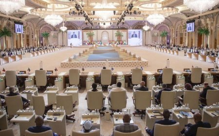 Presiden Iran Ebrahim Raisi Usul Embargo Minyak untuk Hentikan Agresi Israel di Konferensi Tinggi Arab