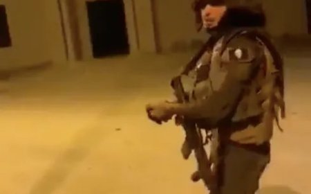 Aksi Biadab Tentara Israel: Granat Meledak di Masjid Tepi Barat Saat Azan, IDF Skors Pelaku