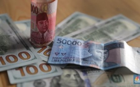 Rupiah Menguat di Awal Pekan dengan Dukungan Bank Sentral AS dan Neraca Perdagangan Positif