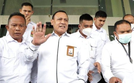 Ketua KPK Firli Bahuri Terancam Hukuman Seumur Hidup dalam Kasus Pemerasan SYL