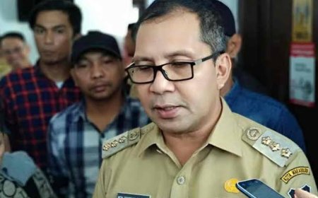 Wali Kota Makassar Ramdhan Pomanto Menantang Klaim Penghalangan Jalan Sehat Gibran