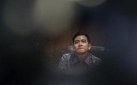 Gibran Rakabuming Raka Absen di Dialog Muhammadiyah, Nusron Wahid Terangkan Alasan dan Bagikan Tugas