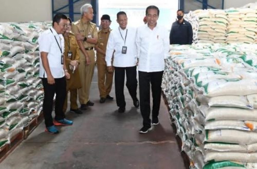 Jokowi Guyur 22 Juta Rakyat Miskin 60 kg Beras Gratis Sampai Juni 2024