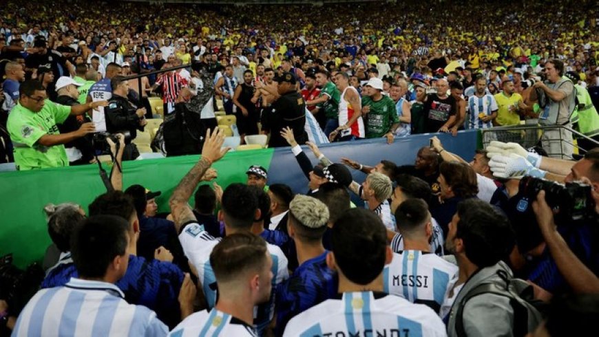 Kerusuhan Suporter di Kualifikasi Piala Dunia 2026, Pertandingan Brasil vs Argentina Ditunda Hingga 30 Menit