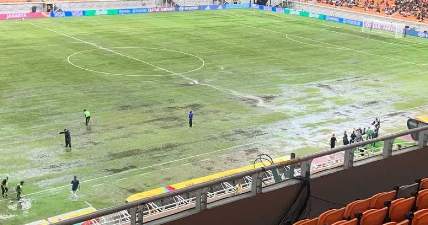 Ketika Hujan Deras Hiasi Pertandingan Piala Dunia U-17 2023: Genangan Air di JIS dan Kenapa Atap Tidak Ditutup?