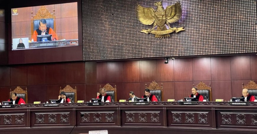 Mahkamah Konstitusi (MK) Pertahankan Putusan Kontroversial Terkait Syarat Capres-Cawapres