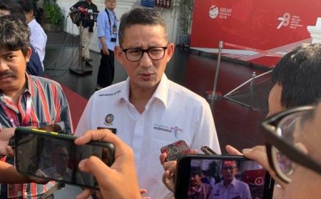 Kontroversi Jadwal Kunker Jokowi Bocor ke TPN Ganjar: Sandiaga Uno Berprasangka Baik Sambil Dalami Dugaan