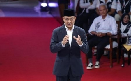 Wakanda No More, Indonesia Forever": Anies Baswedan Curi Perhatian dalam Debat Capres