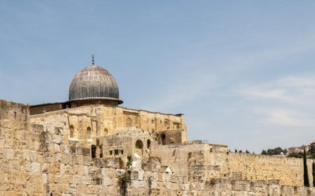 Kontroversi di Tepi Barat: Tentara Israel Dituduh Menistakan Masjid Palestina dengan Membacakan Doa Yudaisme