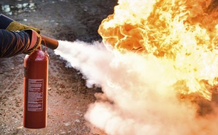 Kebakaran di Rooftop Blok M Square Diduga Dipicu Kabel Terbakar, Api Sudah Padam