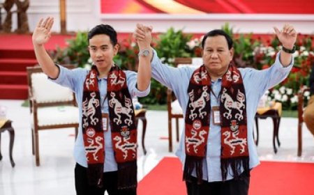 Prabowo Dinilai Tetap 'di Atas Angin' Meski Alami Blunder Politik