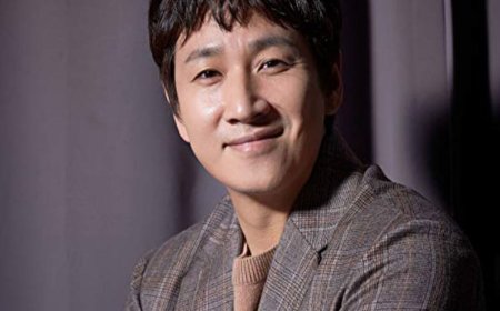 Aktor 'Parasite' Lee Sun Kyun Meninggal, Diduga Bunuh Diri