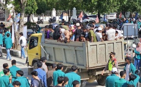 Ratusan Mahasiswa Usir Paksa Pengungsi Rohingya di Aceh