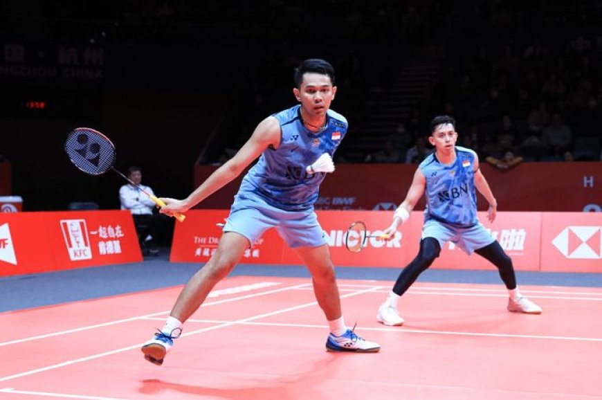 Fajar/Rian Alami Kekalahan Dramatis di Semifinal BWF World Tour Finals 2023: Jonatan Christie Menjadi Harapan Indonesia