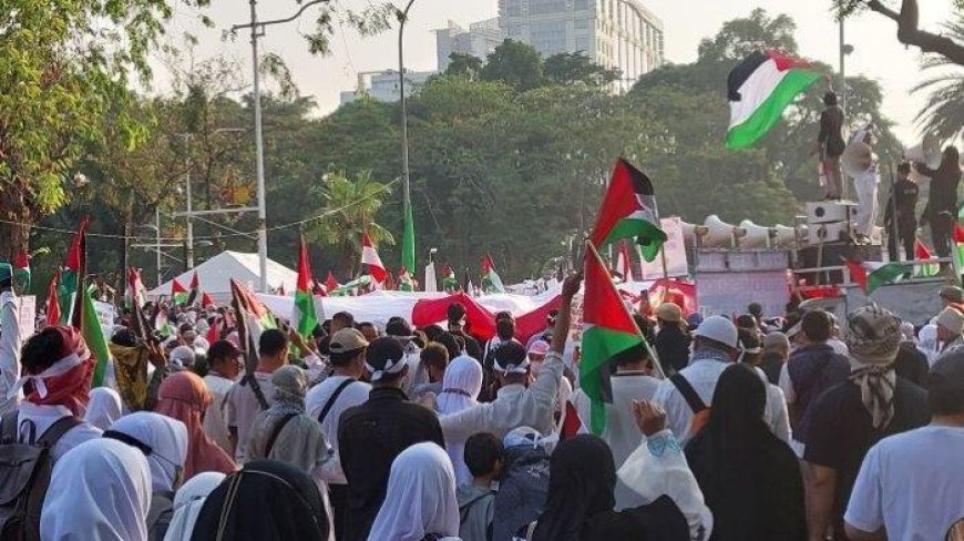 Demo di Depan Kedubes, Massa Kutuk Veto AS soal Gencatan di Gaza