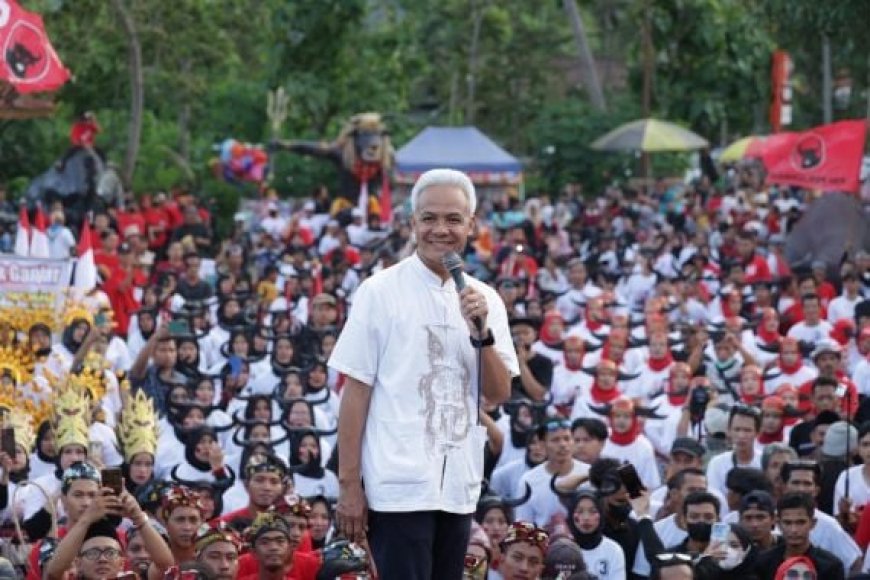 Ganjar Pranowo Luncurkan Program 1 Keluarga Miskin 1 Sarjana di Sukoharjo: Transformasi Pendidikan untuk Indonesia Emas 2045