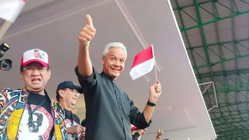 Ganjar Pranowo Meluncurkan Program Ambisius '1 Keluarga Miskin 1 Sarjana' di Sukoharjo: Transformasi Pendidikan Menuju Indonesia Emas 2045