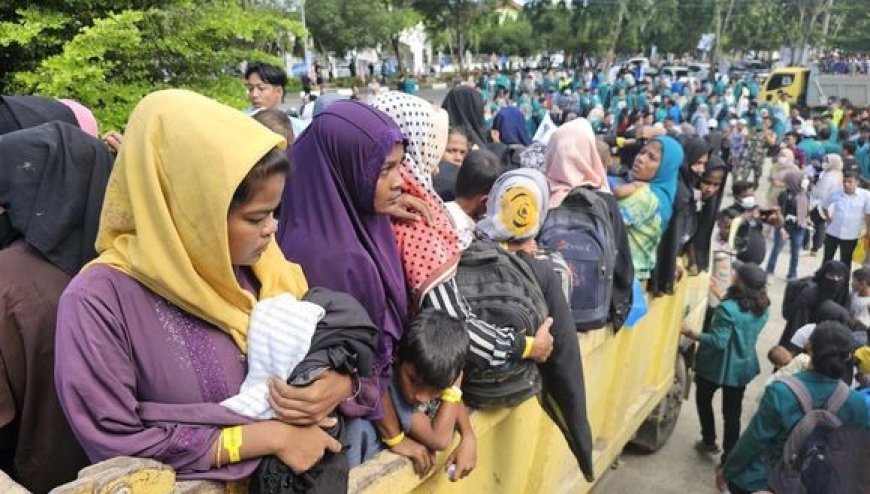 Mahasiswa Usir Paksa Pengungsi Rohingya di BMA Aceh, Tangis Pengungsi Pecah