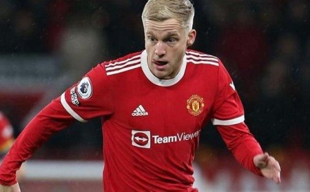 Resmi! Manchester United Peminjamkan Donny van de Beek ke Eintracht Frankfurt