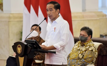 Jokowi Dorong Evaluasi Format Debat Pilpres 2024 dan Tanggapi Komentar Anies: "Untuk Perbaikan Bersama"