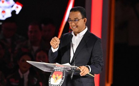Anies Baswedan Menolak Berkomentar atas Ucapan Jokowi Pasca Debat Capres, Fokus pada Visi Misi Pemilu 2024