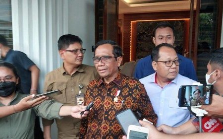 Mahfud MD Klaim Pemakzulan Jokowi Sebelum Pemilu 2024 Mustahil, Ini Alasannya