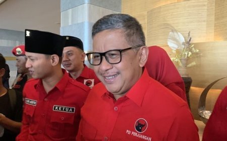 Hasto PDIP Ungkap Pesan Singkat Anies untuk Megawati