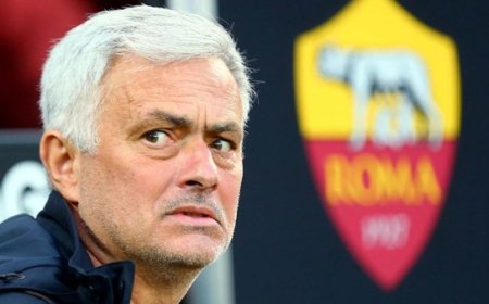 Resmi Dipecat, Jose Mourinho Tinggalkan AS Roma: Siapa Penggantinya?