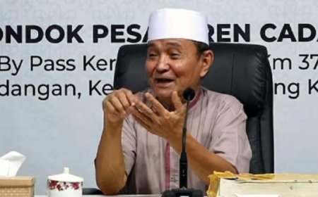 Ulama Kharismatik Asal Indramayu, KH Syakur Yasin, Tutup Mata dalam Kepergian Menyentuh Hati