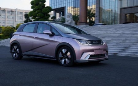 BYD Melangkah ke Indonesia dengan Tiga Mobil Listrik Unggulan, Target 50 Dealer hingga 2024