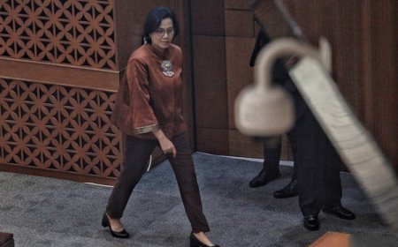 Sri Mulyani Menanggapi Isu Mundur dari Kabinet Jokowi: 'Saya Fokus Bekerja'