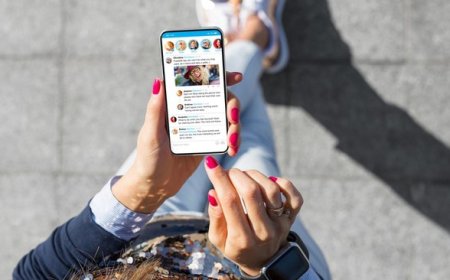 Strategi Media Sosial Pasangan Prabowo-Gibran: Keberhasilan di TikTok, Tantangan di Twitter