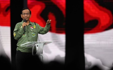 Mahfud MD Dilaporkan ke Bawaslu karena Dugaan Penghinaan terhadap Gibran dalam Debat Pilpres 2024