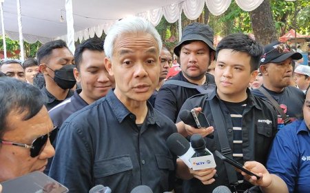 Ganjar Ungkap Mahfud Lagi Tuntaskan PR Sebelum Resmi Mundur