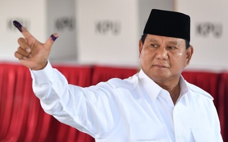 Prabowo Tanggapi Kontroversi Pernyataan Jokowi: "Presiden Boleh Memihak, Namun Aturan Harus Dipatuhi