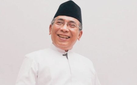 Gus Yahya Putuskan PBNU Netral di Pilpres 2024 Meski Dituduh Memihak: Pernyataan Jelas dari Pimpinan PBNU
