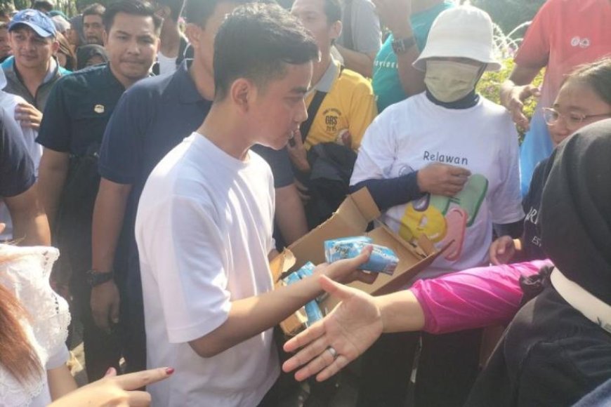 Gibran Terlibat Kontroversi Pembagian Susu di CFD: Bawaslu Putuskan Pelanggaran Hukum Lainnya