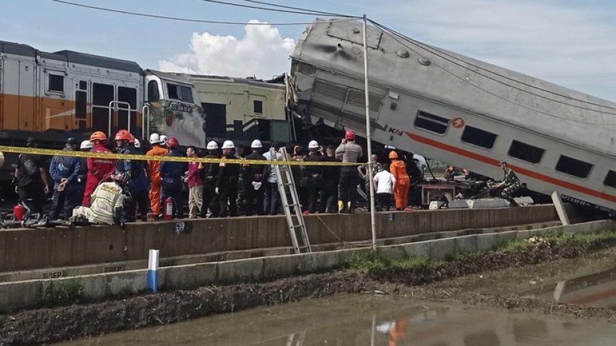 Kecelakaan Tragis Kereta Api di Cicalengka: Tiga Tewas, Dua Kereta Karam, dan 28 Luka-Luka